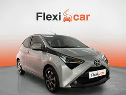 Gris Usado 2021 Toyota Aygo X-play Utilitario | 8990 € (Super precio)