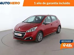 Rojo Usado 2016 Peugeot 208 Allure Utilitario | 8799 € (Precio justo)