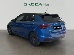 Azul Usado 2023 Skoda Fabia Sport | 20.990 € (Un poco caro)