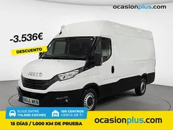 Blanco Usado 2023 Iveco Daily Berlina | 27.900 € (Precio justo)