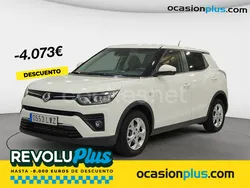 Gris / plata Usado 2022 Ssangyong Tivoli SUV | 15.099 € (Precio justo)
