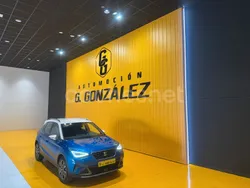 Azul Usado 2024 Seat Arona FR SUV | 18.900 € (Precio justo)