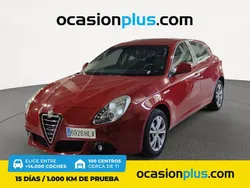 Rojo Usado 2012 Alfa Romeo Giulietta Distinctive Utilitario | 8200 € (Precio justo)