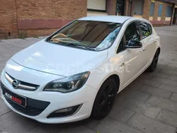 Blanco Usado 2013 Opel Astra Sportive Berlina | 7990 € (Precio justo)