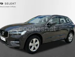 Gris / plata Usado 2022 Volvo XC60 Core SUV | 37.900 € (Buen precio)