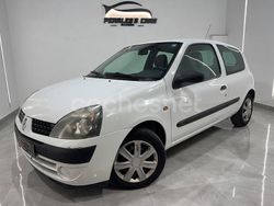 Blanco Usado 2004 Renault Clio II Expression Berlina | 2890 € (Precio justo)