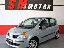 Gris / plata Usado 2004 Renault Modus Dynamique Monovolumen | 3990 € (Precio justo)