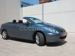 Gris / plata Usado 2004 Peugeot 307 CC Descapotable | 2200 € (Super precio)