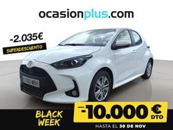 Blanco Usado 2024 Toyota Yaris Edition Berlina | 17.350 € (Precio justo)