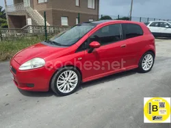 Rojo Usado 2008 Fiat Grande Punto Utilitario | 2999 € (Precio justo)