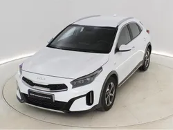 Blanco Usado 2024 Kia XCeed SUV | 20.623 € (Precio justo)