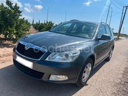 Gris / plata Usado 2011 Skoda Octavia Ambition Familiar | 7490 € (Precio justo)
