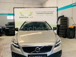 Beige Usado 2018 Volvo V40 CC Familiar | 16.990 € (Precio justo)