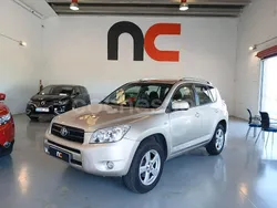 Beige Usado 2007 Toyota RAV4 Sol SUV | 7900 € (Precio justo)