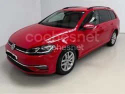 Rojo Usado 2019 VW Golf VII Advance Familiar | 18.490 € (Precio justo)