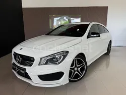 Blanco Usado 2015 Mercedes CLA180 Shooting Brake AMG line Familiar | 17.800 € (Precio justo)