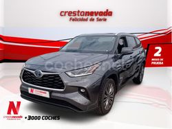 Gris / plata Usado 2021 Toyota Highlander Advance SUV | 47.990 € (Caro)
