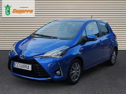 Azul Usado 2018 Toyota Yaris Hybrid Active Utilitario | 15.500 € (Precio justo)