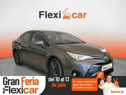 Gris Usado 2017 Toyota Avensis Business Edition Berlina | 14.990 € (Precio justo)