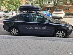 Negro Usado 2008 Volvo S40 Momentum Berlina | 4000 € (Buen precio)