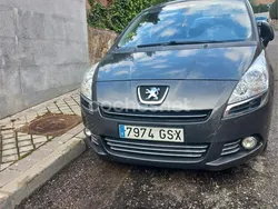 Gris / plata Usado 2010 Peugeot 5008 Family Monovolumen | 5500 € (Un poco caro)