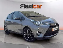 Gris Usado 2018 Toyota Yaris Active Berlina | 13.790 € (Precio justo)