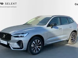 Gris Usado 2023 Volvo XC60 Plus SUV | 50.990 €