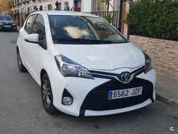 Blanco Usado 2017 Toyota Yaris City Berlina | 10.000 € (Buen precio)