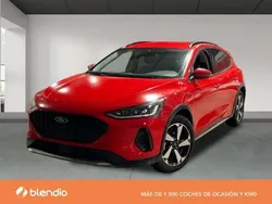 Rojo Usado 2023 Ford Focus Active Berlina | 21.600 € (Precio justo)
