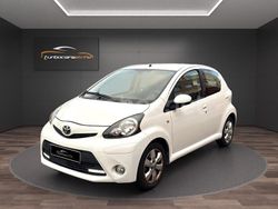 Blanco Usado 2014 Toyota Aygo City Utilitario | 8990 € (Un poco caro)