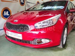Granate Usado 2013 Kia Ceed Utilitario | 8900 € (Un poco caro)