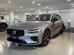 Plateado Nuevo 2025 Volvo V60 Plus Familiar | 45.900 € (Precio justo)