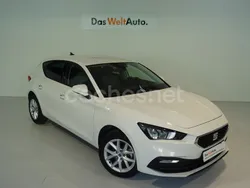 Blanco Usado 2024 Seat Leon Style Berlina | 20.900 € (Precio justo)