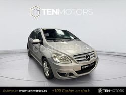 Gris / plata Usado 2009 Mercedes B180 Monovolumen | 3499 € (Caro)