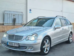 Gris / plata Usado 2006 Mercedes C320 Elegance Familiar | 3750 € (Buen precio)