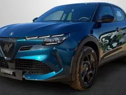 Azul Nuevo 2025 Alfa Romeo Junior | 26.499 € (Super precio)