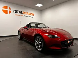 Rojo Usado 2024 Mazda MX5 Exclusive-Line Descapotable | 33.990 € (Un poco caro)