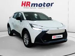 Blanco Usado 2024 Toyota C-HR Active SUV | 30.220 € (Un poco caro)