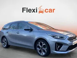 Gris Usado 2021 Kia Ceed Familiar | 14.190 € (Buen precio)