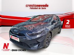 Gris / plata Usado 2025 Kia Ceed Style Berlina | 20.490 € (Super precio)