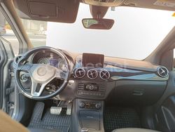 Gris / plata Usado 2013 Mercedes B180 Monovolumen | 15.550 € (Precio justo)
