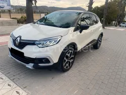 Blanco Usado 2019 Renault Captur Zen SUV | 13.800 € (Un poco caro)
