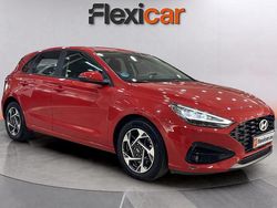 Rojo Usado 2024 Hyundai i30 Berlina | 18.470 € (Precio justo)