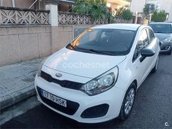 Blanco Usado 2013 Kia Rio Berlina | 6500 € (Precio justo)