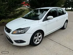 Blanco Usado 2010 Ford Focus Berlina | 5700 € (Precio justo)