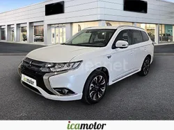 Blanco Usado 2017 Mitsubishi Outlander P-HEV SUV | 18.995 € (Buen precio)