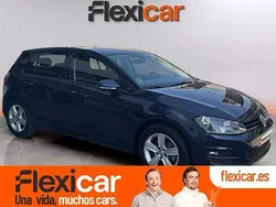 Azul Usado 2015 VW Golf VII Advance Berlina | 13.770 € (Precio justo)