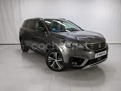 Gris / plata Usado 2020 Peugeot 5008 GT-line Monovolumen | 19.990 € (Precio justo)