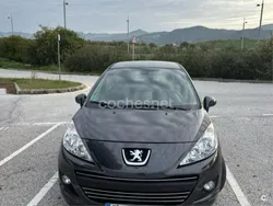 Gris / plata Usado 2012 Peugeot 207 Business-Line Berlina | 5400 € (Precio justo)