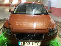 Naranja Usado 2011 Volvo S40 Kinetic Berlina | 7500 €